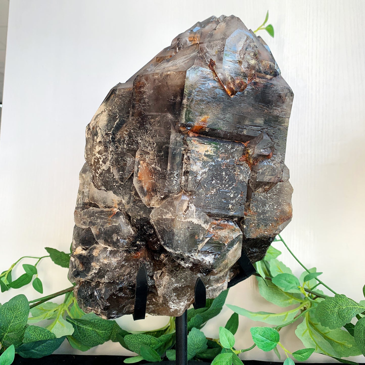 Natural backbone stone crystal ore standard home decoration