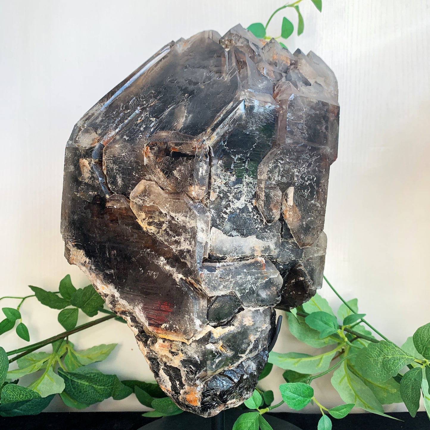 Natural backbone stone crystal ore standard home decoration