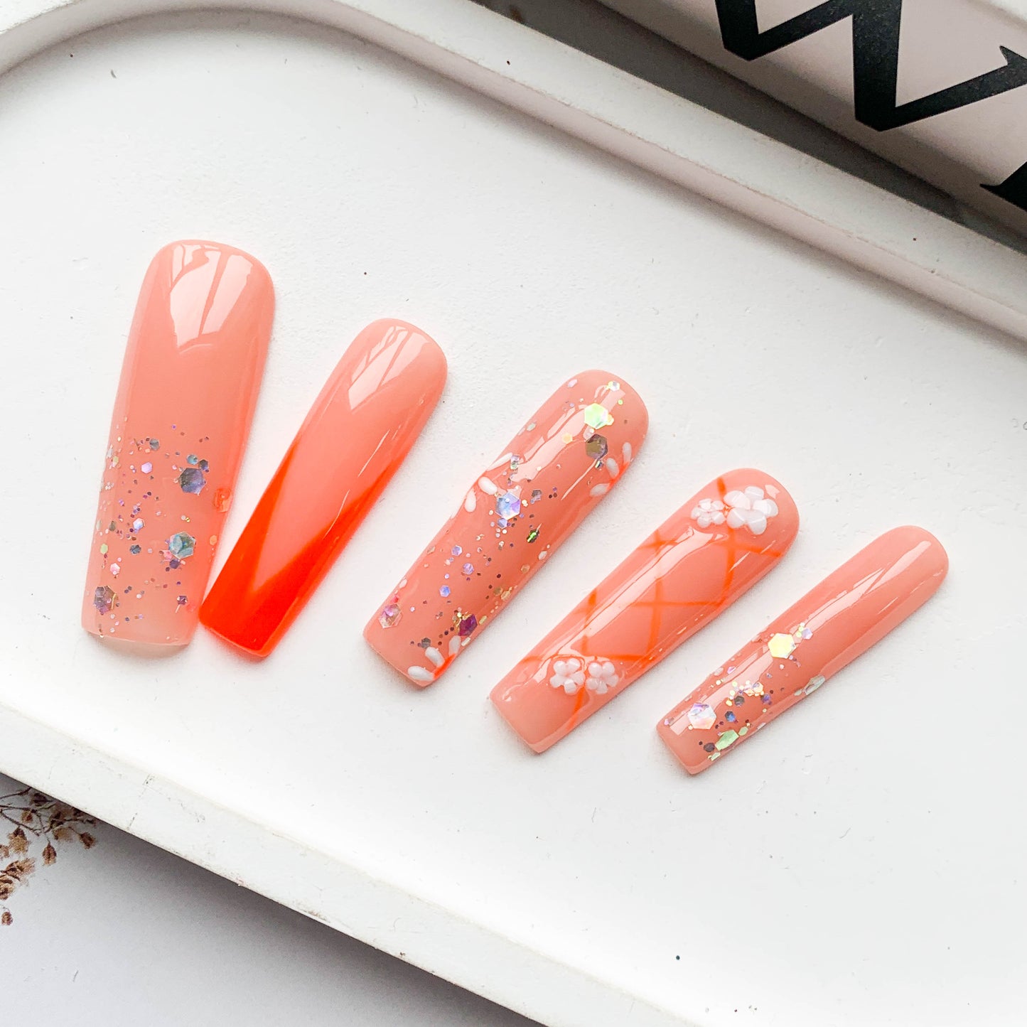 FC60 Orange geometric nail Female favorite