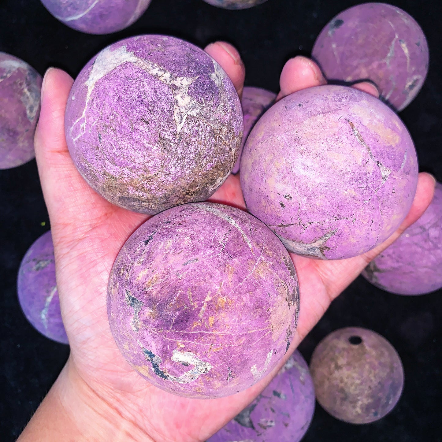 Purplerite sphere